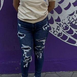 American Eagle High waisted distressed jeans